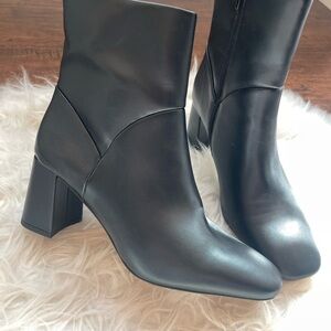 Classic Black Mid-Calf Block Heel Boots - Women's